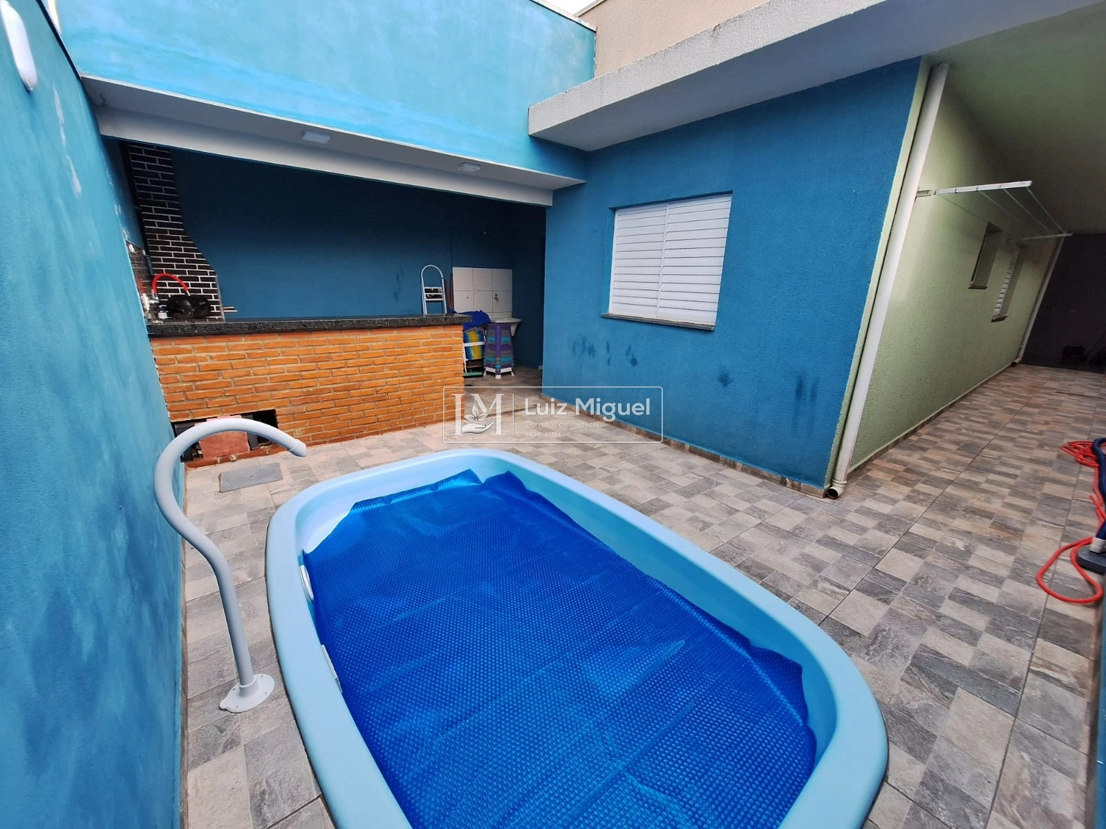 Casa no Condomínio Bem viver com 3 quartos, área gourmet com churrasqueira e piscina (ACEITA VEÍCULO NA NEGOCIAÇÃO)